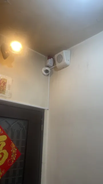 住宅門口|AI 偵測與警報整合,實際安裝照片 1